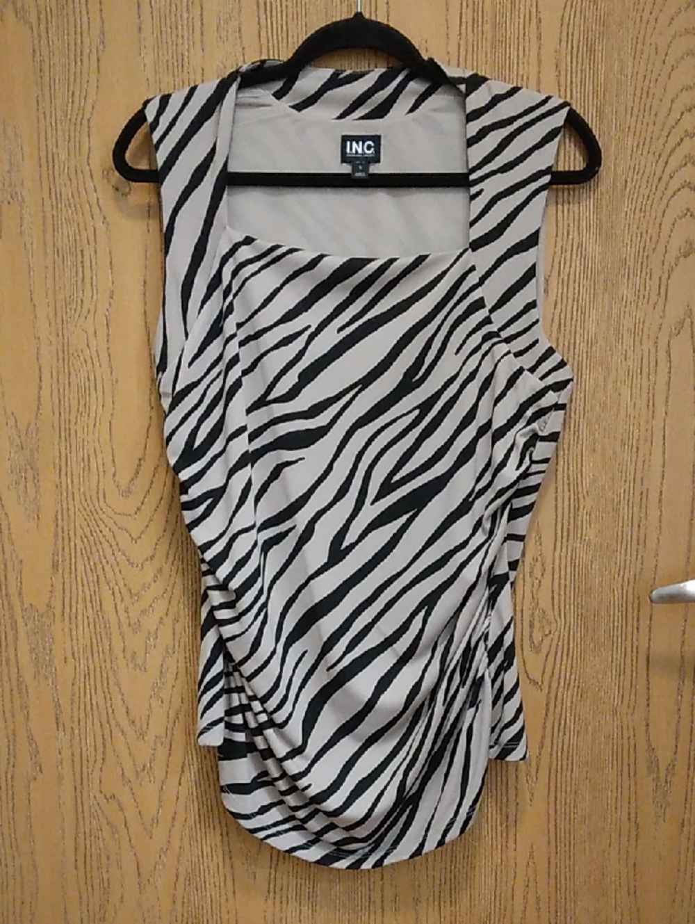 INC International Concepts Black and White Zebra Print Sleeveless Tank Top